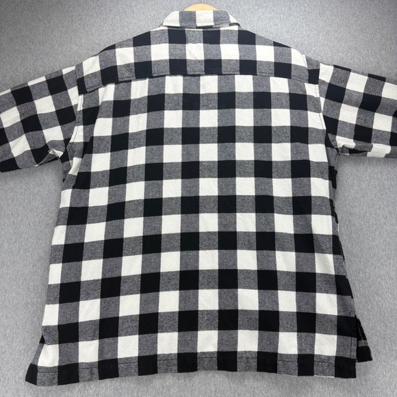 Risen Buffalo Plaid Flannel Men's S Black White Oversized Long Sleeve Button Up - Picture 4 of 14